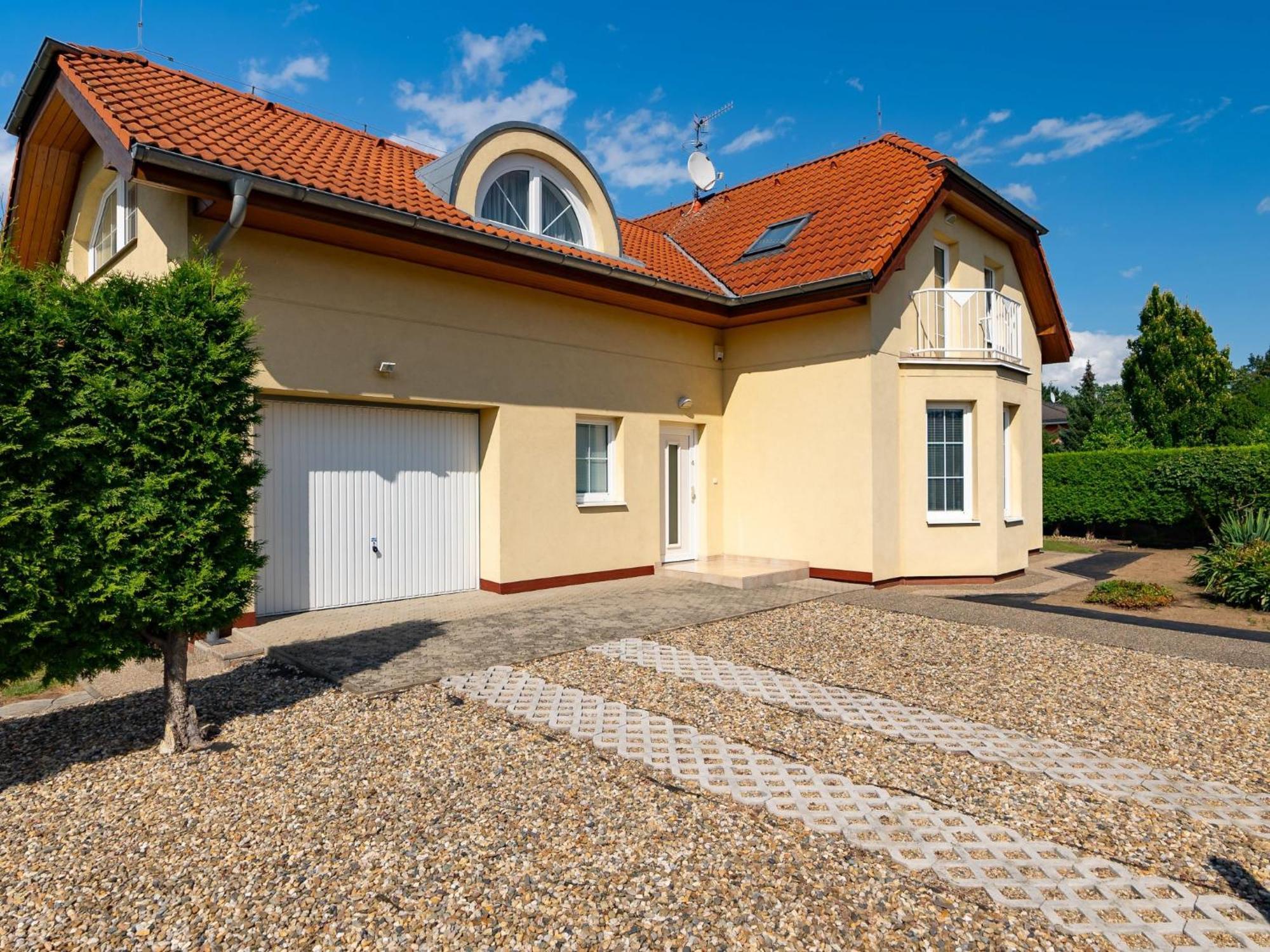 Libonovska By Interhome Pousada Praga